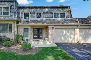 2S742 Ave Cherbourg, Oak Brook, IL 60523 - Photo 1