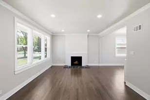 10251 Kent St, Westchester, IL 60154 - Photo 12