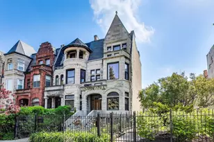 4553 S Ellis Ave, Chicago, IL 60653 - Photo 2