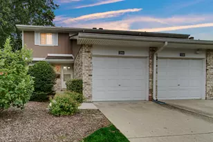 1264 Reading Ct, Wheaton, IL 60189 - Photo 1