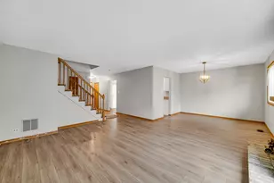 1264 Reading Ct, Wheaton, IL 60189 - Photo 6