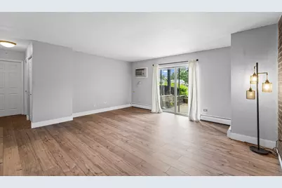 160 S La Londe Avenue #1F, Addison, IL 60101 - Photo 2