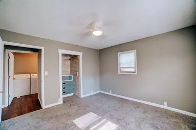 835 E Locust Street, Watseka, IL 60970 - Photo 32