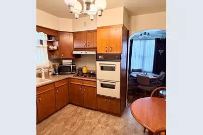 8149 S Vernon Avenue, Chicago, IL 60619 - Photo 4