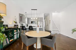 2427 W Augusta Blvd, Chicago, IL 60622 - Photo 12