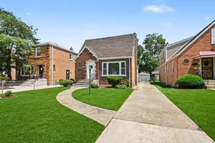 10827 S Peoria St, Chicago, IL 60643 - Photo 2
