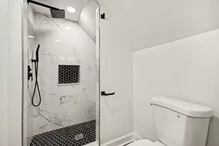 10827 S Peoria St, Chicago, IL 60643 - Photo 8