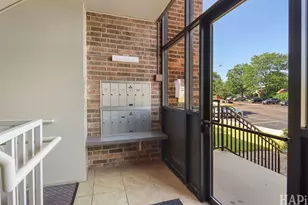 701 Limerick Ln, Schaumburg, IL 60193 - Photo 16