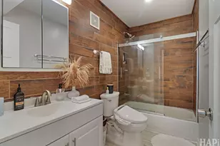 701 Limerick Ln, Schaumburg, IL 60193 - Photo 10