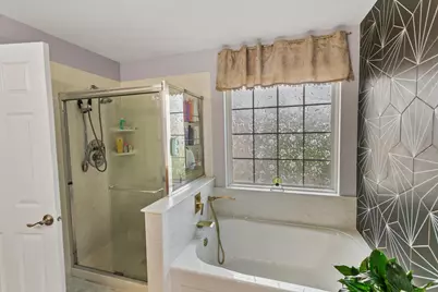 5961 Mackinac Lane, Hoffman Estates, IL 60192 - Photo 10