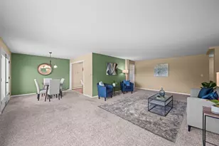 2700 E Bel Aire Dr, Arlington Heights, IL 60004 - Photo 6