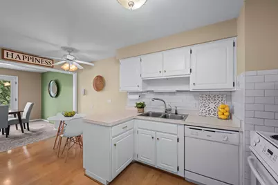 2700 E Bel Aire Drive #203, Arlington Heights, IL 60004 - Photo 14