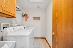 525 Linden Ct, Geneva, IL 60134 - Photo 26