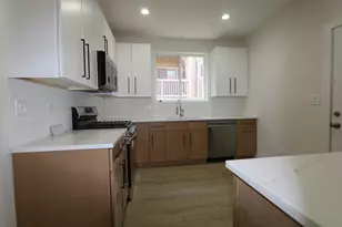 8014 S Yates Blvd, Chicago, IL 60617 - Photo 4