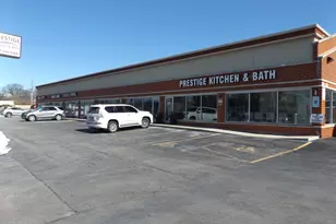 1013 S Arlington Heights Road S, Arlington Heights, IL 60005 - Photo 1