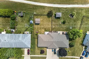 335 Elizabeth Dr, Coal City, IL 60416 - Photo 20