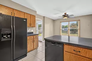 335 Elizabeth Dr, Coal City, IL 60416 - Photo 12