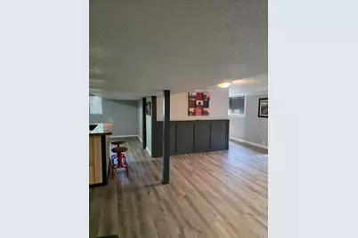 102 E West Street, Anchor, IL 61720 - Photo 10