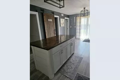 102 E West Street, Anchor, IL 61720 - Photo 6