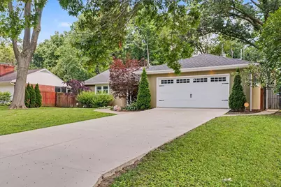 706 La Sell Drive, Champaign, IL 61820 - Photo 2