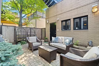 930 W Wolfram Street, Chicago, IL 60657 - Photo 50