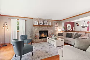 5205 Deerfield Dr, Morris, IL 60450 - Photo 8