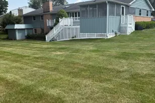 631 Joanne Ln, Dekalb, IL 60115 - Photo 2