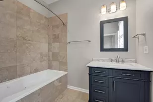 1517 W Fry St, Chicago, IL 60642 - Photo 22