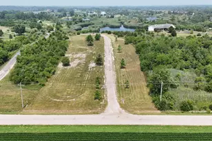 8726 E Goodfarm Rd, Gardner, IL 60424 - Photo 12
