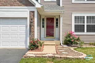 3270 Hopewell Dr, Aurora, IL 60504 - Photo 2
