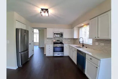 1778 Kennsington Lane, Crystal Lake, IL 60014 - Photo 8