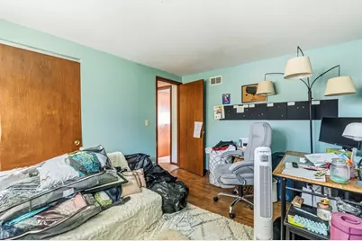 725 Old Post Road, Buffalo Grove, IL 60089 - Photo 14