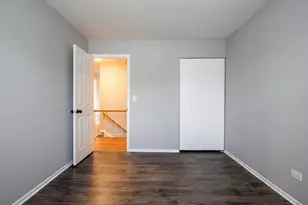 536 Alton Ct, Carol Stream, IL 60188 - Photo 10