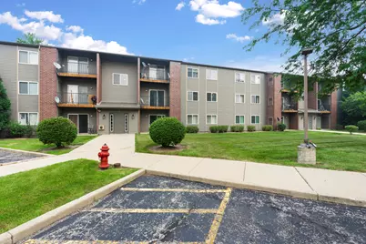 727 Elm Lane #308, Woodstock, IL 60098 - Photo 2