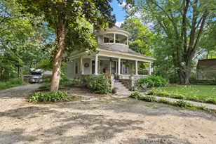453 Main St, Oswego, IL 60543 - Photo 2