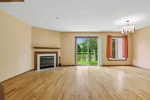 373 Goshawk Ln, Deerfield, IL 60015 - Photo 8