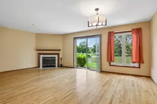 373 Goshawk Ln, Deerfield, IL 60015 - Photo 10