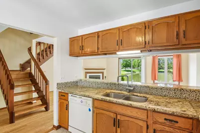 373 Goshawk Lane, Deerfield, IL 60015 - Photo 6