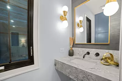 2254 W Roscoe Street #1, Chicago, IL 60618 - Photo 20