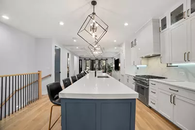 2254 W Roscoe Street #1, Chicago, IL 60618 - Photo 6