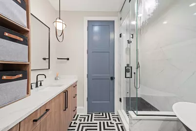 2254 W Roscoe Street #1, Chicago, IL 60618 - Photo 24