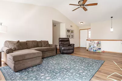 5649 Thribble Cross, Roscoe, IL 61073 - Photo 8