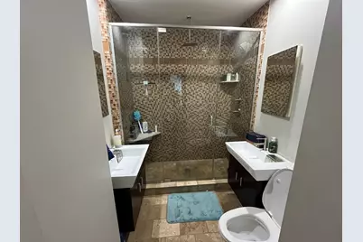 2742 W Nelson Street #1, Chicago, IL 60618 - Photo 4