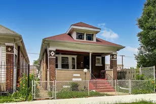 7930 S Maryland Ave, Chicago, IL 60619 - Photo 2