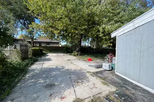 9940 Melvina Ave, Oak Lawn, IL 60453 - Photo 4