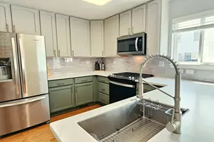 1593 Sandcastle Ln, Pingree Grove, IL 60140 - Photo 2