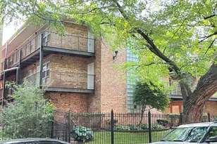 4612 N Beacon St, Chicago, IL 60640 - Photo 2