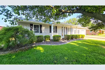 431 Easthaven Drive, Centralia, IL 62801 - Photo 1