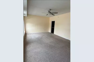 77 N Quentin Road #202, Palatine, IL 60067 - Photo 8