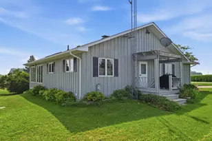 1132 Stony Point Rd, Dixon, IL 61021 - Photo 8